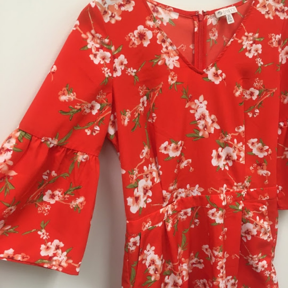 Floral Romper NWOT